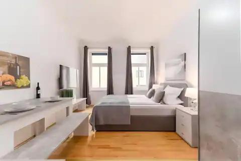 Perfect Location, 2 Min To Main Station Appartement
