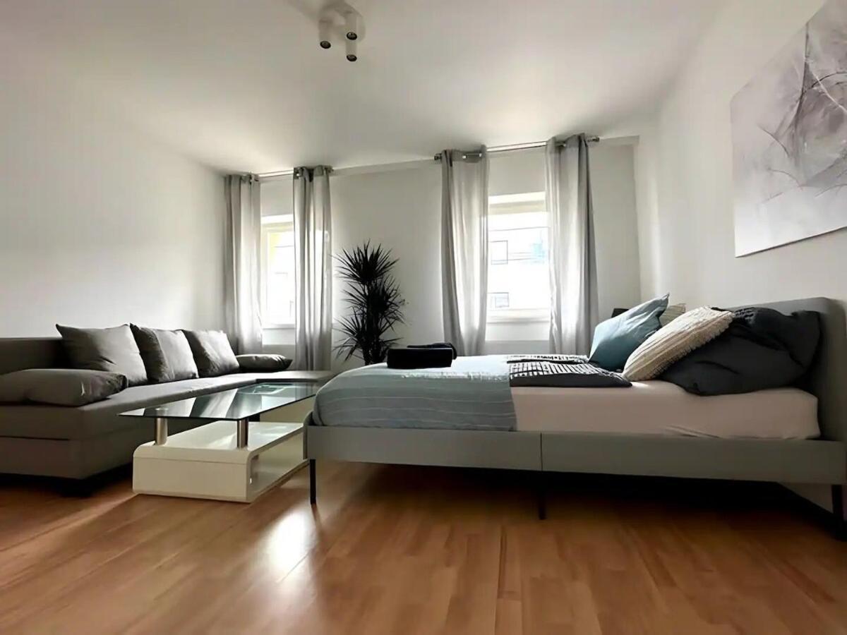 Perfect Location, 2 Min To Main Station * Wenen