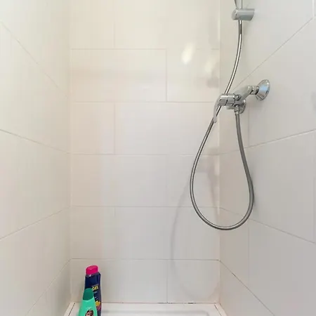 Perfect Location, 2 Min To Main Station Appartement Wenen Buitenkant foto